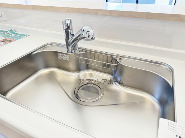 飯能市双柳・全14棟　新築一戸建　4号棟　～駐車2台可～のキッチン