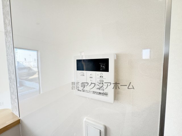 飯能市双柳・全14棟　新築一戸建　4号棟　～駐車2台可～の設備|簡単操作で追焚保温・自動湯張りが出来ます