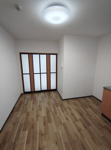 ハイツあじさいの居間・リビング