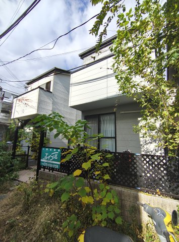 ハイツあじさいの外観