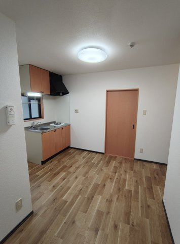 ハイツあじさいの居間・リビング