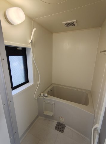 ハイツあじさいの浴室