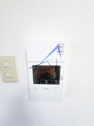 ドミール３２５のセキュリティ|モニター付きインターホンです。