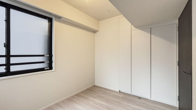 ヴィークコート市ヶ谷加賀町の洋室