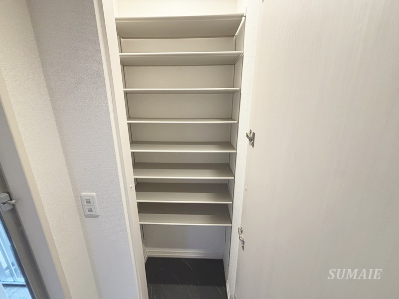 Casa  Comfort  Aの収納|リビング収納☆