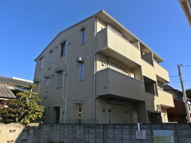 ラ・フルールの外観|閑静な住宅街に位置する物件！