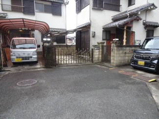 【前面道路含む現地写真】 | 川西市下財町　中古一戸建て