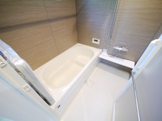 【浴室】 | 東金市田間  新築戸建  | 令和7年10月築 オール電化 太陽光発電システム 蓄電池  リビング約18.2帖  3台可 上下水 