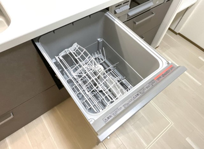 【キッチン】 | ルネ宇治・南陵町南 | 【食器洗浄乾燥機】環境にも奥様の手にも優しいキッチン設備です。