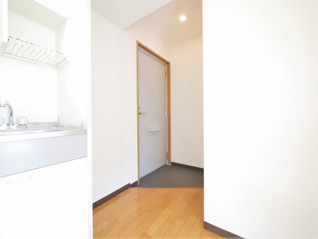 メビウス上本町西レジデンスの玄関