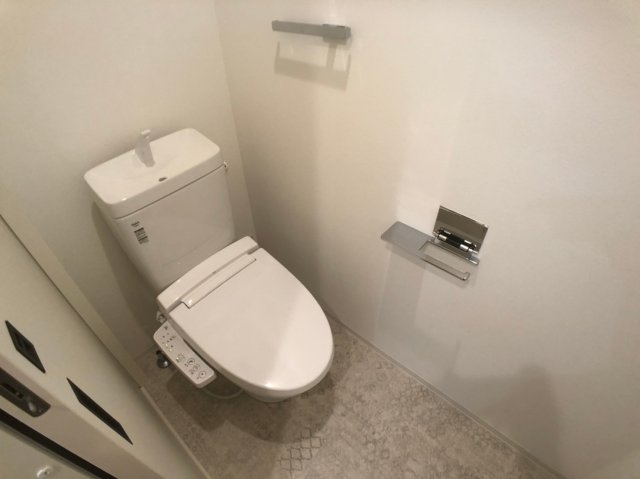 東大阪市大蓮東２丁目のアパートのトイレ