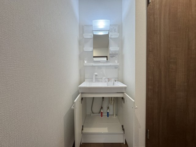 【独立洗面台】 | うるま市前原（全4棟）３号棟 | 3号棟　2階洗面台付き♪