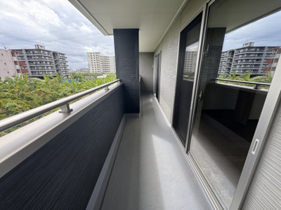 【バルコニー】 | うるま市前原（全4棟）３号棟 | 3号棟　インナーバルコニー♪