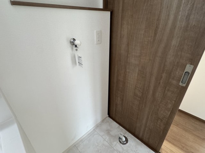 【ランドリースペース】 | うるま市前原（全4棟）３号棟 | 3号棟　洗濯機置き場♪