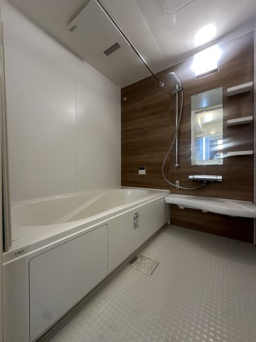 ロイヤルコートの浴室