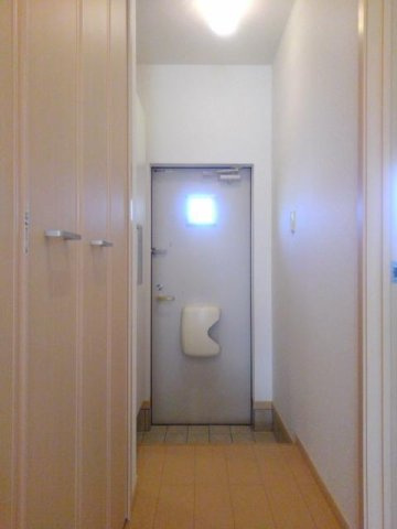 リアルストーンの玄関