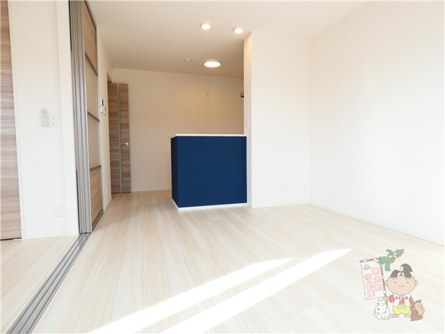 メゾンシュシュの居間・リビング