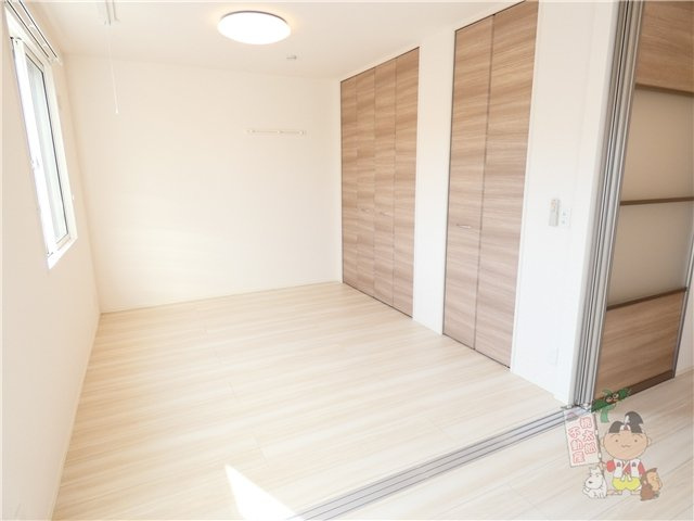 メゾンシュシュの洋室