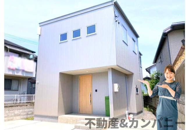 松山市星岡４丁目の中古一戸建の外観|おしゃれな外観です