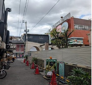 大阪市中央区難波千日前の店舗一部の内装