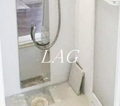 【浴室】 | ＦＩＲＳＴＯＲＤＥＲ　ＲＥＳＩＤＥＮＣＥＳ | シャワールームです。