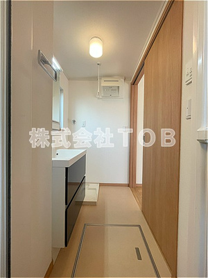 【洗面所】 | ボヌールー高井戸東2丁目ー | ※クリーニング中の写真