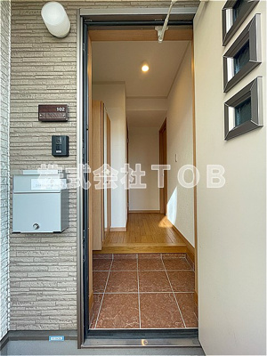 【玄関】 | ボヌールー高井戸東2丁目ー | ※クリーニング中の写真