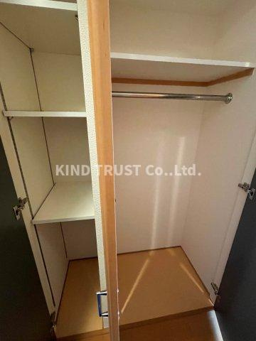 エスリード御堂筋梅田の収納|こまごまとしたものを収納できそうですね