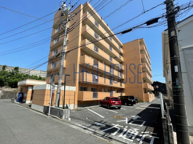 サニーエステートの外観