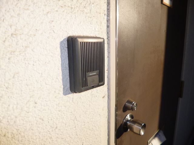市川第二マンションの内装|インターホンあります。