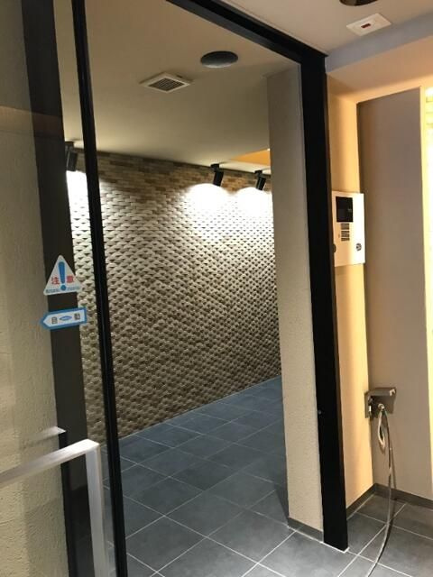 オークレジデンス亀沢のエントランス