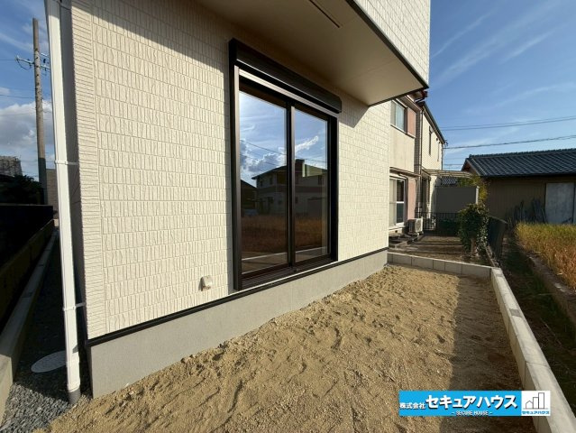 【今からご案内可能】豊明市沓掛町荒井　全1棟の庭|【庭】
◆お庭付きの物件です♪芝生を敷いたり、ちょっとしたガーデニングスペースとして利用できます。