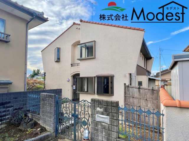 太田市石原町の外観|土日祝日はもちろん、お仕事終わり等夜遅くの見学も可能になりますのでぜひお気軽にお問い合わせ下さい♪