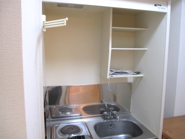 江戸川区中央４丁目の賃貸マンションの収納