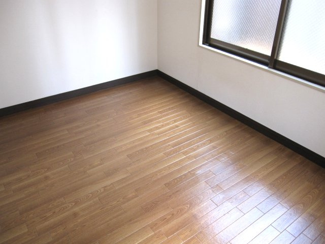 江戸川区中央４丁目の賃貸マンションの居間・リビング