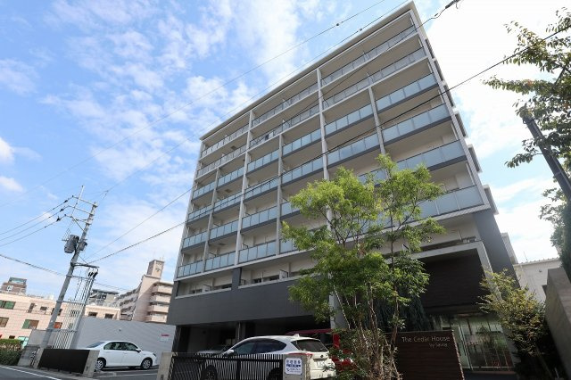 ザシダーハウスバイサヴォイ　3階