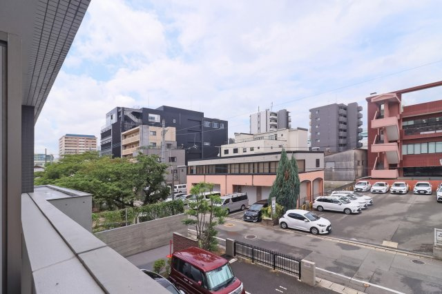 ザシダーハウスバイサヴォイ　3階の展望|別号室のものになります。現状優先。