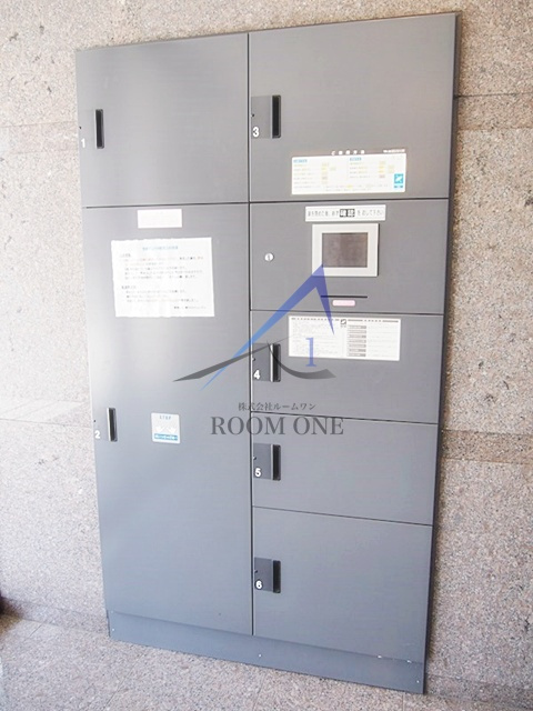 ルーブル溝の口弐番館のその他共用部分|宅配ボックスです。