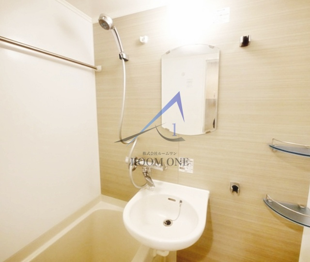 ルーブル溝の口弐番館の洗面所|洗面台です。