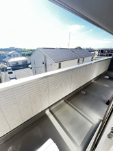 【バルコニー】