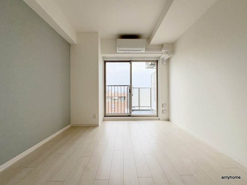 エグゼ大阪CITYルーエ　仲介手数料無料の居間・リビング