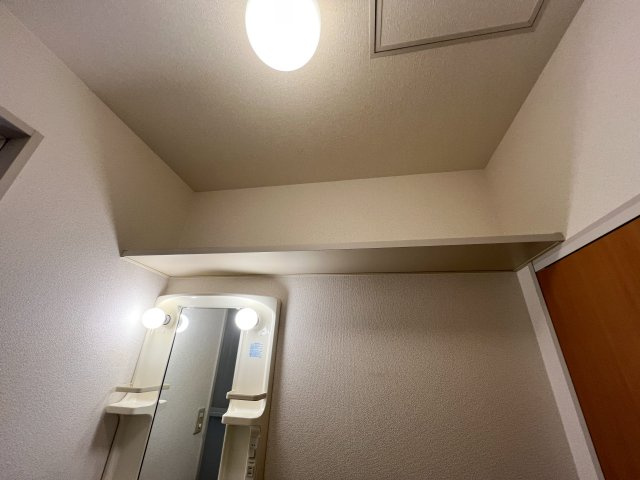 ディアス初月の内装