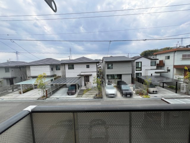 ディアス初月の展望