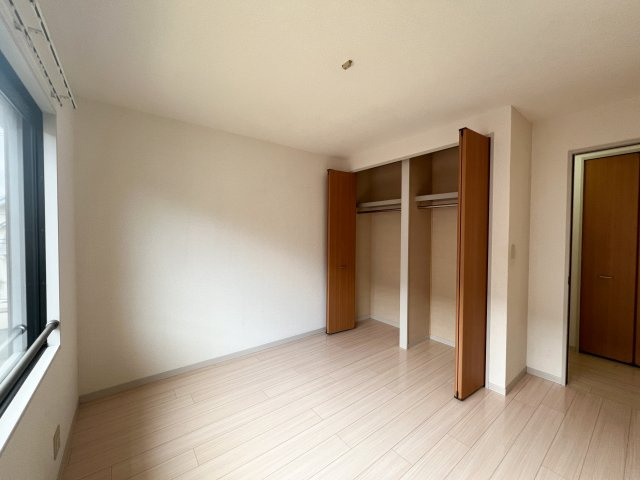 ディアス初月の洋室