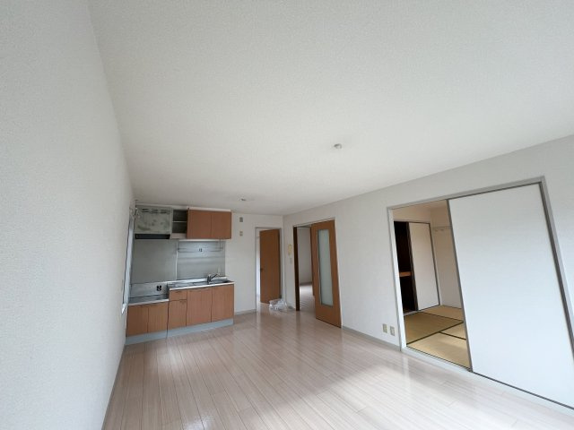 ディアス初月の居間・リビング