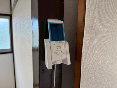 【セキュリティ】 | 第二花園荘 | 防犯対策に有効なカメラ付きインターホン！突然の来客にもバッチリ対応できちゃいます☆