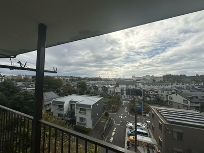 【展望】 | 第二花園荘 | バルコニーからの眺望です♪2階にあるので人目が気にならないのが嬉しいですよね☆