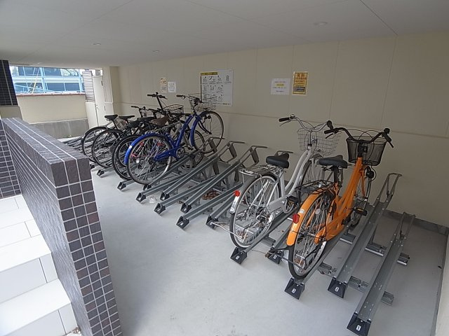 V-ルネサンス大塚町のその他共用部分|屋内駐輪場もございます