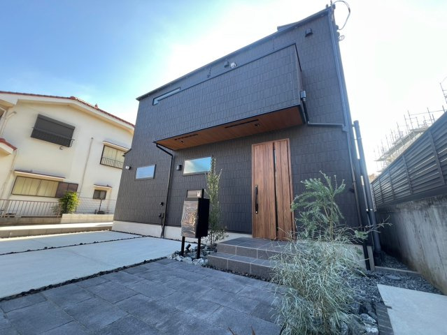 【外観】 | 練馬区向山１丁目　新築戸建て | 【インフィーア施工例】外観の意匠性が高く美しい佇まい