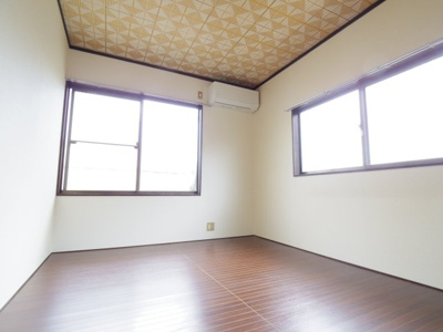 【居間・リビング】 | メゾンジュネス | 角部屋・２面採光